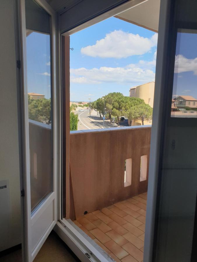 Appt 2 Ou 4 Personnes Avec Piscine, Tennis Et Parking Prive Fleury  Eksteriør billede