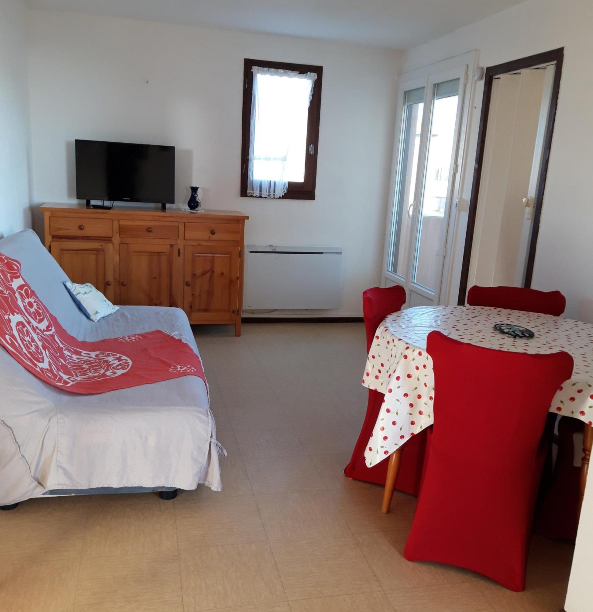 Appt 2 Ou 4 Personnes Avec Piscine, Tennis Et Parking Prive Fleury  Eksteriør billede